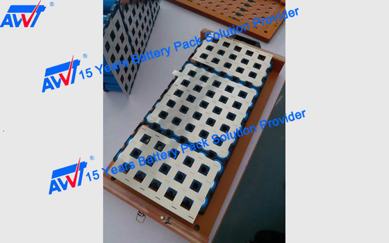 Πνευματική διπλή πλευρά 18650 32650 HDL6030 2800-3500pcs/Hours 200V 5000A οξυγονοκολλητών σημείων